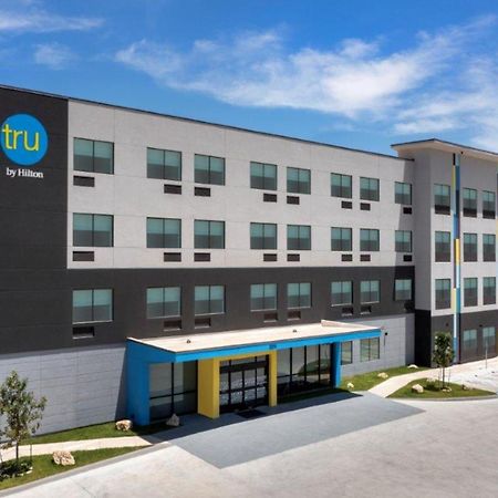 Tru By Hilton San Antonio North Hotel Екстериор снимка