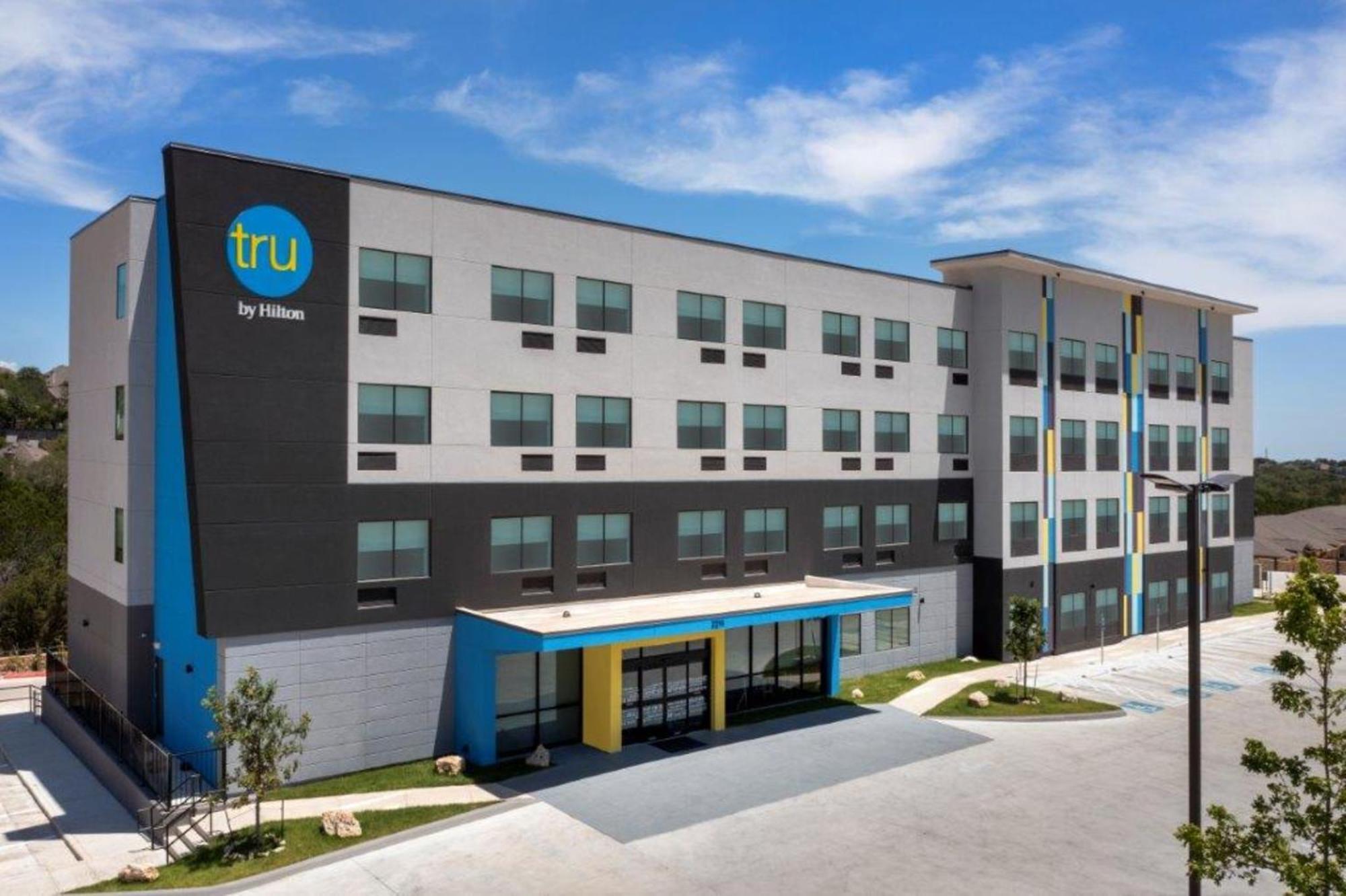 Tru By Hilton San Antonio North Hotel Екстериор снимка